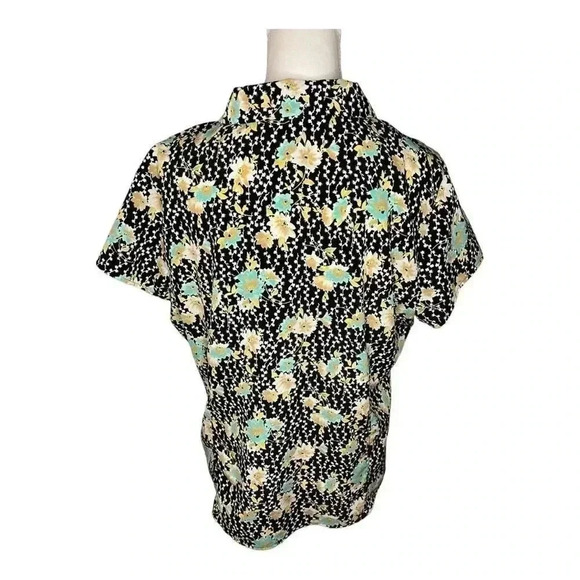 Sag Harbor Women’s Size 16 Black Floral Ruffle Button Down Short Sleeved Top - Picture 3 of 3